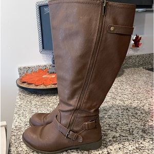 8 Wide calf Brown brash boots!